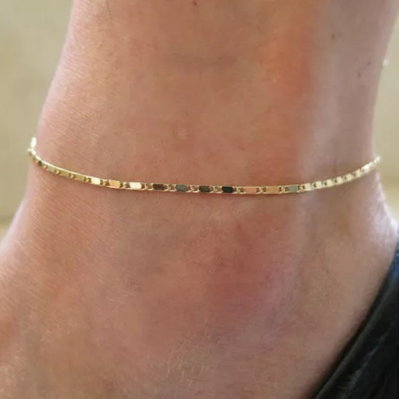 Jewelry - Simple Gold Chain Anklet